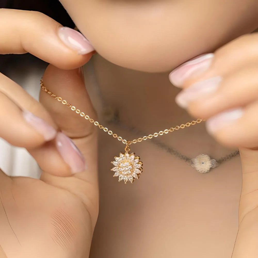 COLLAR GIRATORIO BAÑADO DE ORO